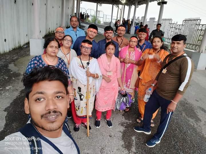 Kashmir group tour 2023